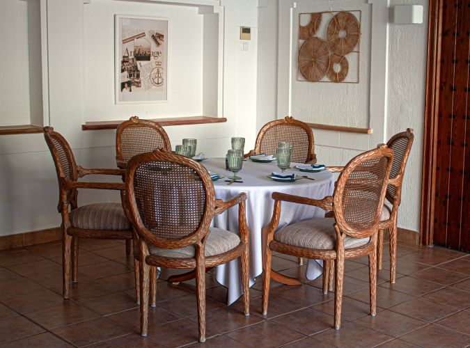 Rests-Interior